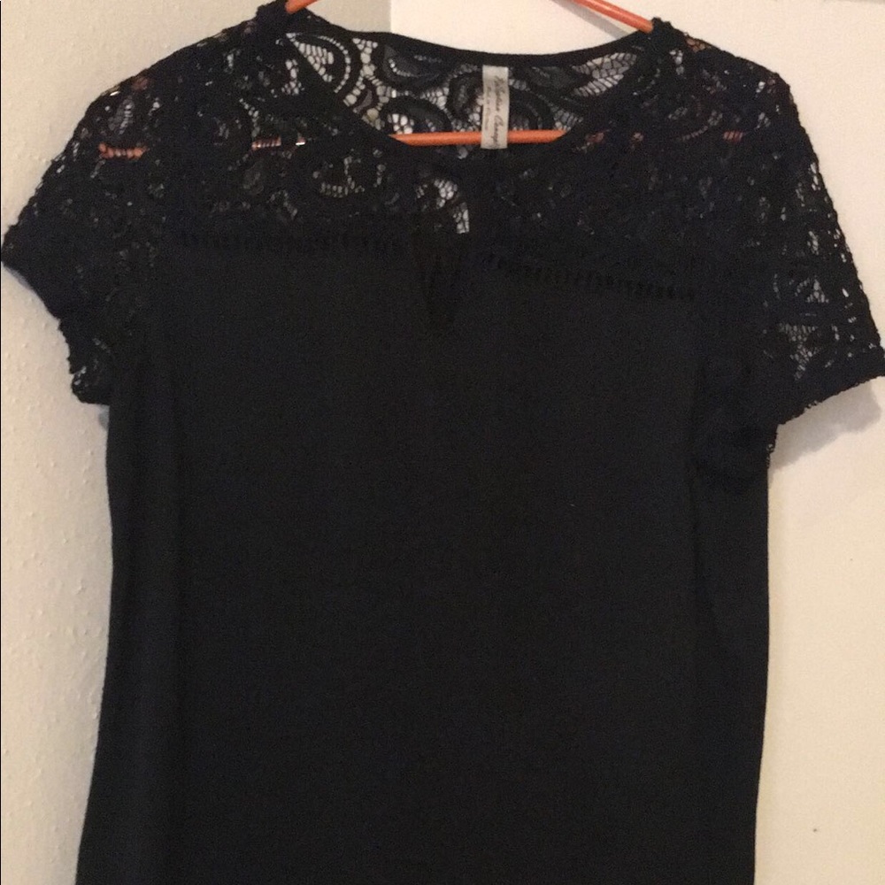 Black shirt